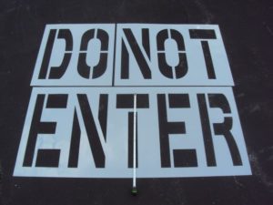 DO-NOT-ENTER-Parking-Lot-Stencil-Raising-Canes